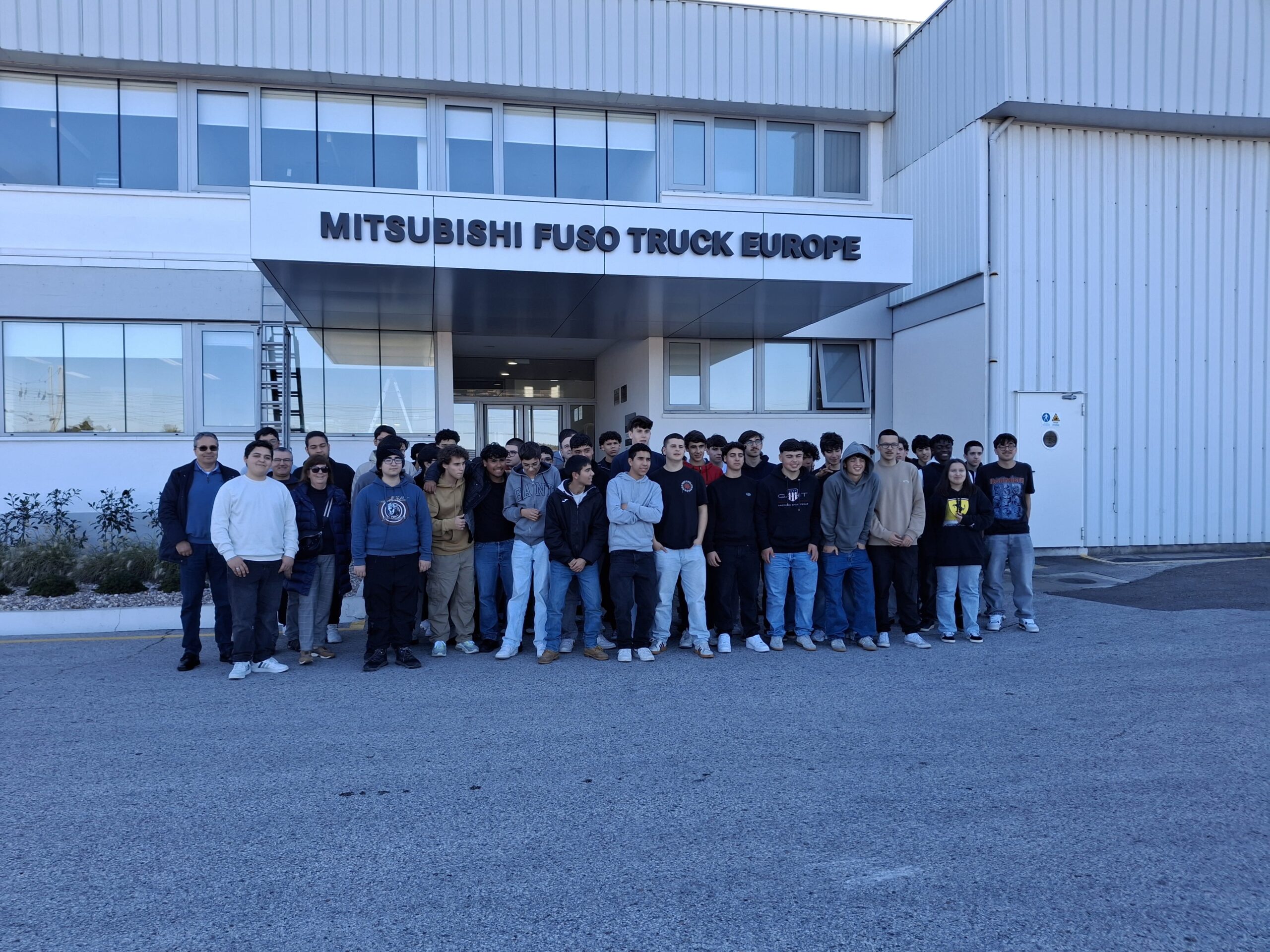 Visita Estudo Barragem Castelo Bode e Mitsubishi