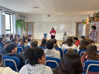 A formiga Cinturinhas e a gota misteriosa